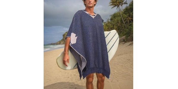 Alpaca Shop Australia – Australian Alpaca Unisex Thick Poncho Byron Bay Design – Blue-Grey